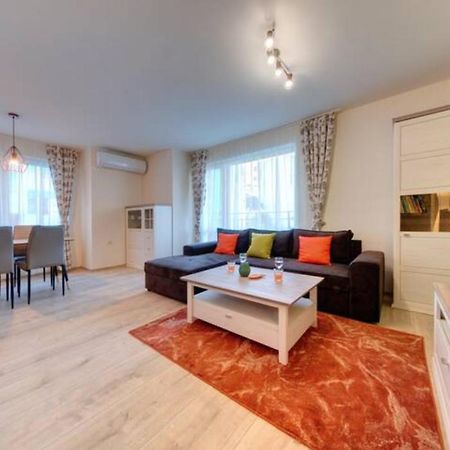 Flora - Beautiful *New* Apartment To The Beach Burgas Bagian luar foto