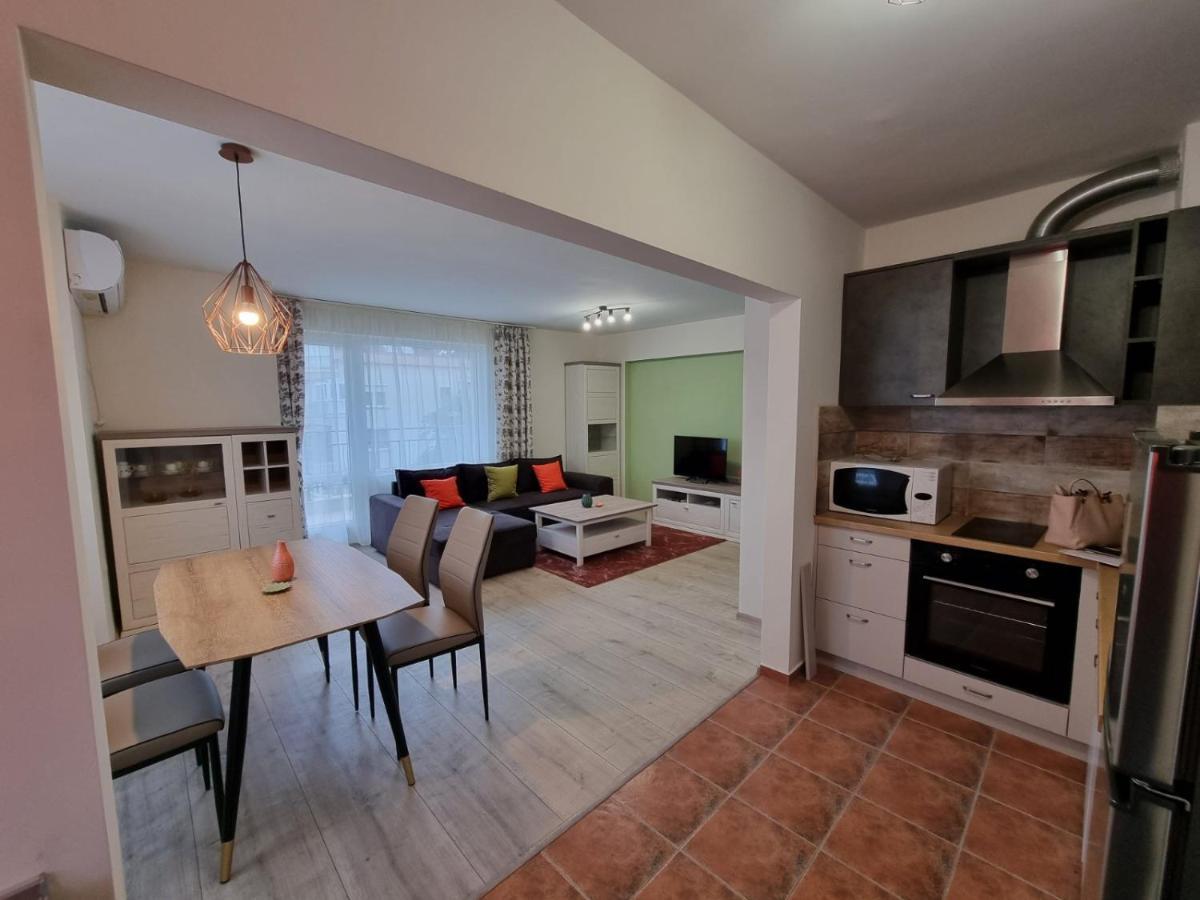 Flora - Beautiful *New* Apartment To The Beach Burgas Bagian luar foto