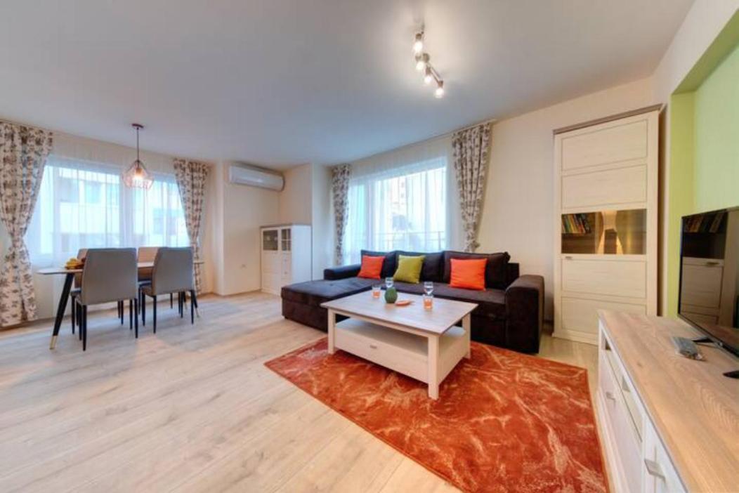 Flora - Beautiful *New* Apartment To The Beach Burgas Bagian luar foto