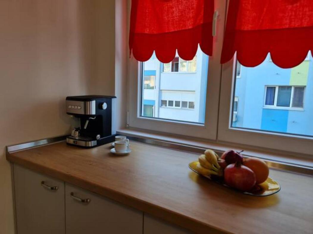 Flora - Beautiful *New* Apartment To The Beach Burgas Bagian luar foto