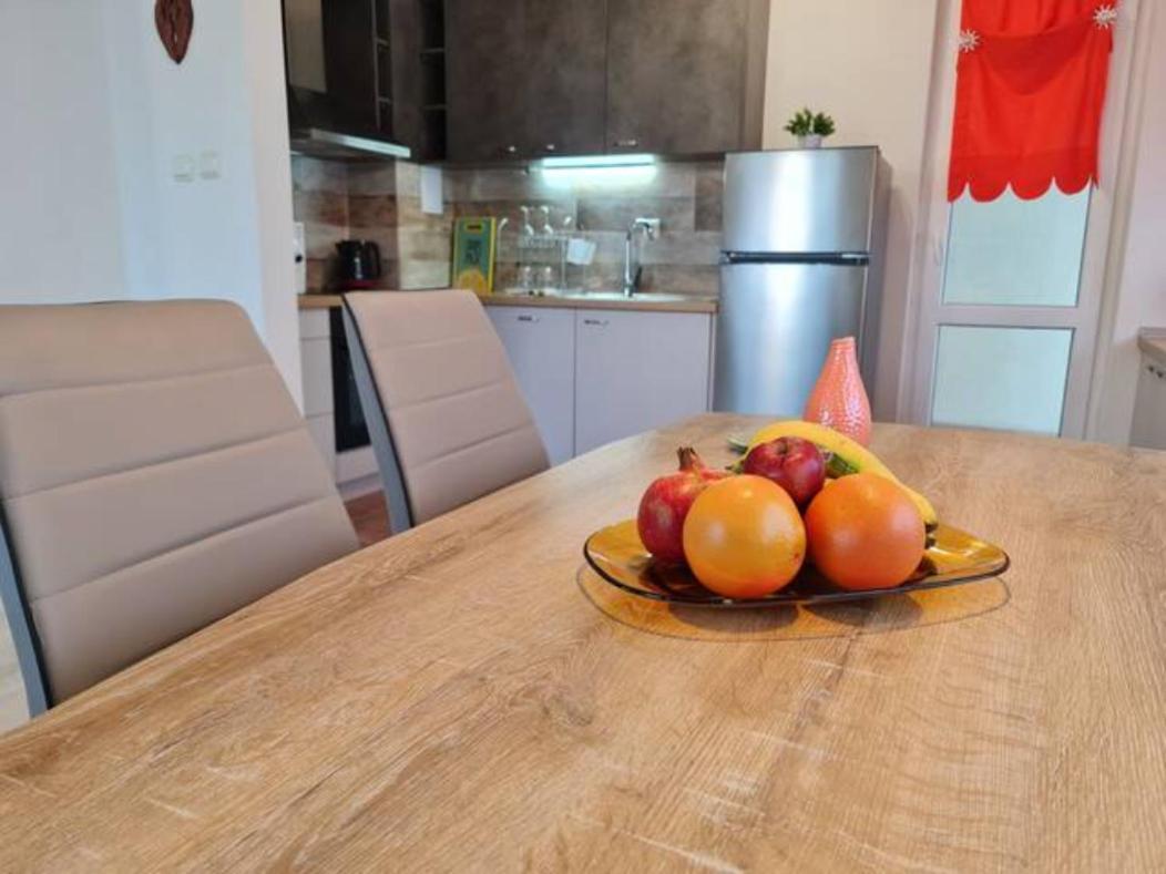 Flora - Beautiful *New* Apartment To The Beach Burgas Bagian luar foto